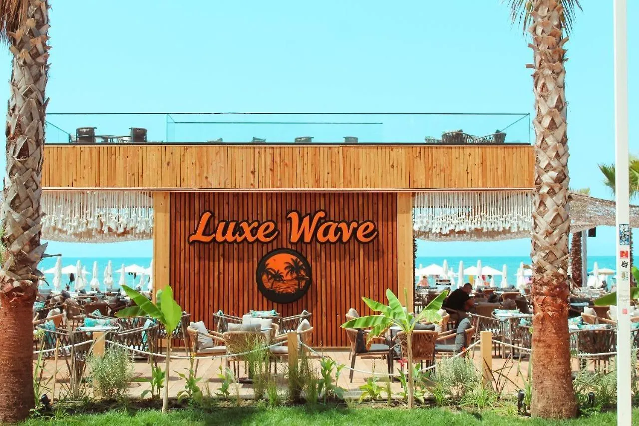 Hotel Luxe Wave Škalngur